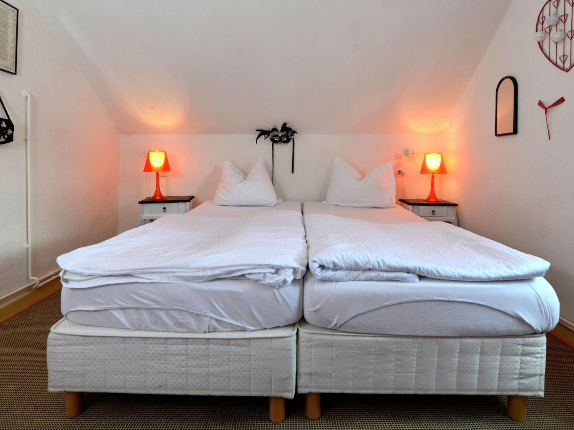 Cozy Holiday Home With Wifi In Hochsauerland Elpe ภายนอก รูปภาพ